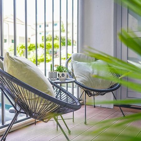 Studio Apartment Smile, Near Beach & Center, Free Parking, Balcony Makarska Eksteriør bilde
