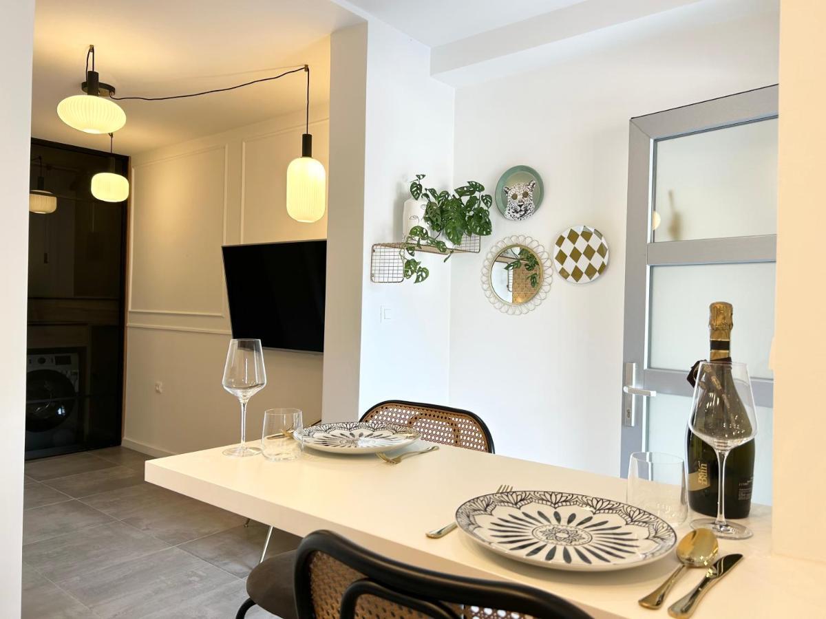 Studio Apartment Smile, Near Beach & Center, Free Parking, Balcony Makarska Eksteriør bilde